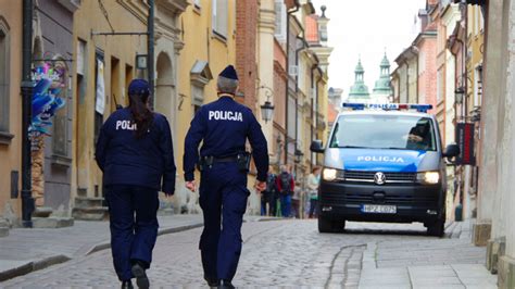 Nowe Obostrzenia Od Soboty Policja Zapowiada Wzmo One Kontrole