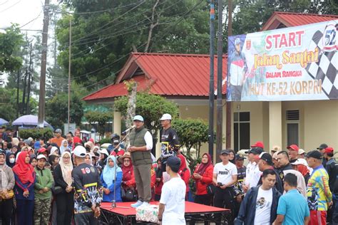 Bongkar Post Hut Korpri Pemkab Lambar Adakan Jalan Sehat Dan Bagi