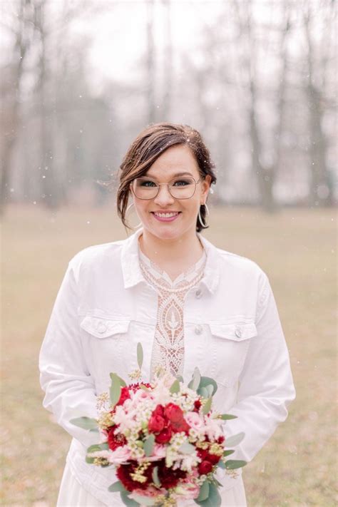 Standesamtliche Hochzeit In Berlin Reinickendorf Mit Laura Dennis