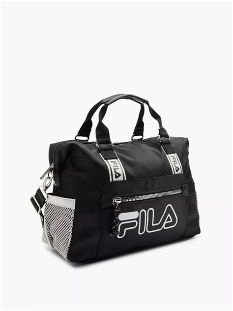 Fila Black Fila Shoulder Bag With Panelling Detail In Black Deichmann