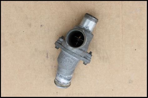 Thermostat Housing V Jaguar Xf S Type Xj Xj X Ebay