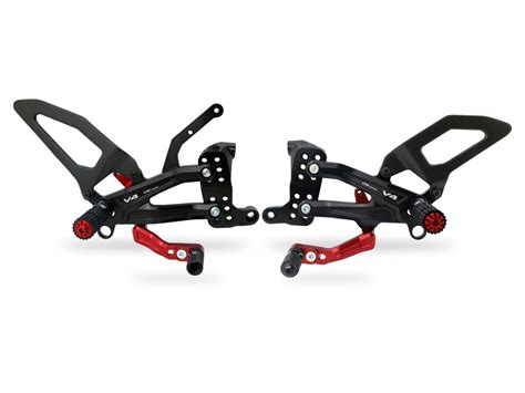 Pe Adjustable Rear Sets Cnc Racing Carbon Ducati Streetfighter V