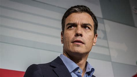 "Mr. Handsome" is Spain's new prime minister. Here's everything you ...