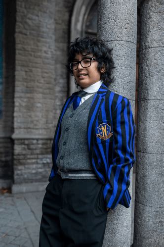 Wiki - Семейка Аддамс и Уэнздей