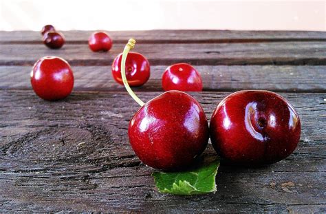 Free Images Apple Fruit Berry Sweet Stem Ripe Food Red