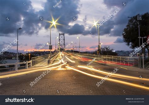 Luz Bridge Night Traffic Lights Stock Photo 2218797249 Shutterstock