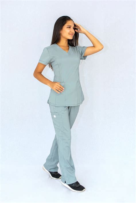 Scrub Gris Para Dama Antifluidos Doc Style Uniformes Médicos