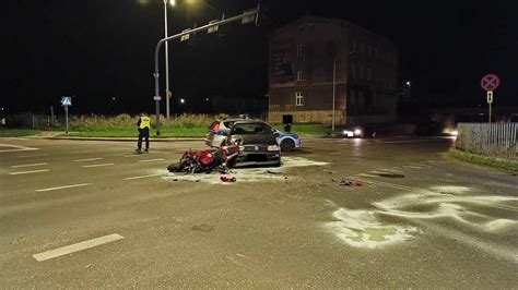 Wypadek w Słupsku Motocyklista trafił do szpitala Głos Pomorza