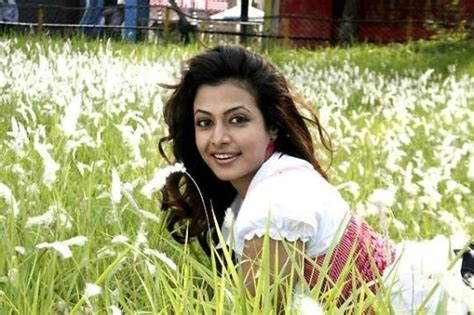 HOT ACTRESSES PICTURES AND GOSSIPS Bengali Actress Koel Mallick Hot Photo Gallery