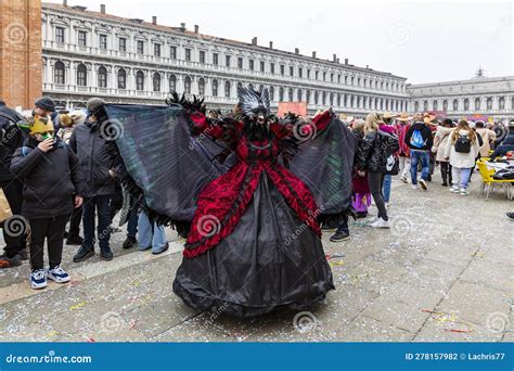 Gorgeous Lady Dressed In Mask For The Carnival Of Venice Editorial