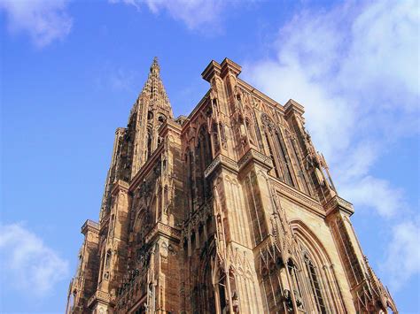 Strasbourg Cathedral: discover the Gothic masterpiece! - French Moments