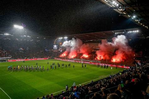 Hsv Pauli Einlauf Fotos IMAGO