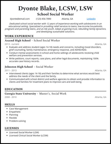 3 School Social Worker Resume Examples for 2024