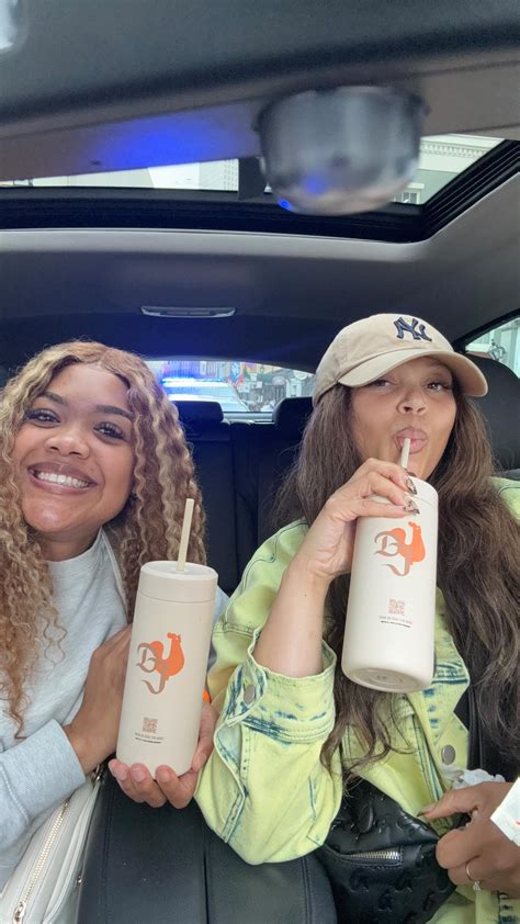 Kirstin Niche' | Issa process. Simple, never basic ️ Magnetic nails w