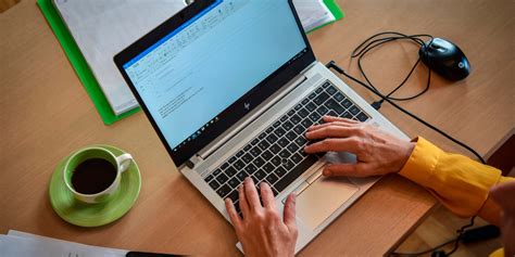 Chat Hot Cercano Sesso Virtuale Online Si Incontrano Madre E Figlio Ecco Dove