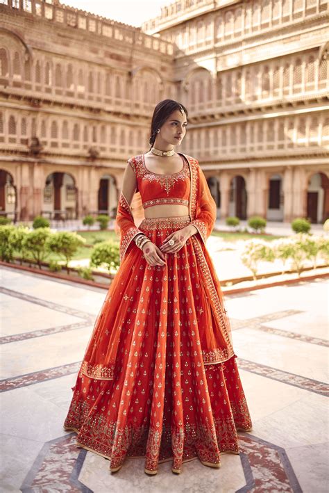 Pinterest Nur Zulaikha Indian Bridal Dress Indian Bridal Lehenga