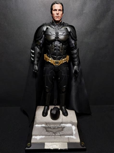 Hot Toys Batman Dx12 Hobbies Toys Toys Games On Carousell