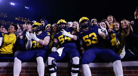 Michigans First Real Test Tops College Footballs Week 11 Watchability