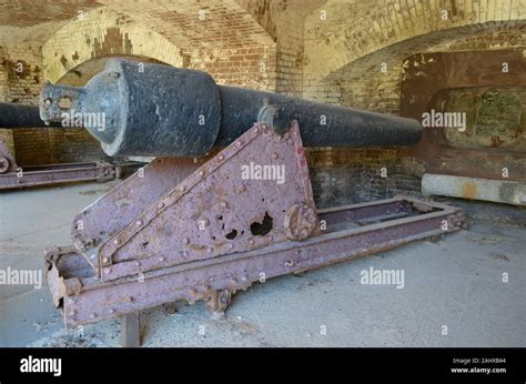 Fort Sumter cannon Stock Photo - Alamy