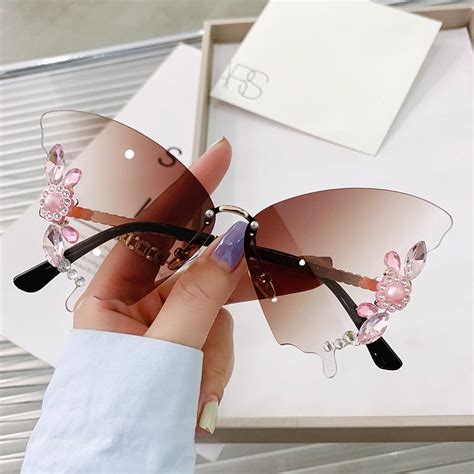 YCNYCHCHY 2022 Butterfly Inlaid Diamond Frameless Ball Sunglasses