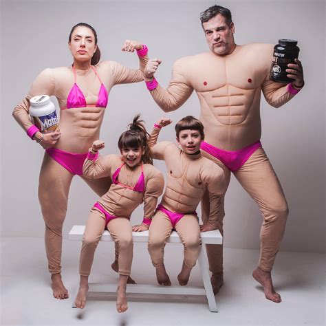 חג פורים שמח 😍 מהמשפחה ה-כ-י... - ישראלבודי - IsraelBody