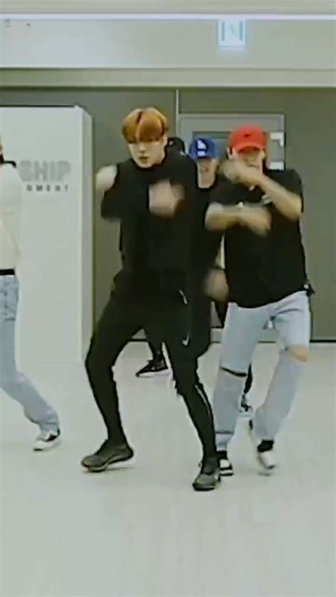 KING주헌 on Twitter Excuse my language but what the actual fuck Lee