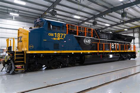 Csx Unveils Heritage Locomotive Honoring Chicago And Eastern Illinois