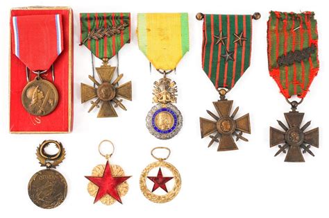 Sold at Auction: WWI FRENCH ARMY MEDALS LOT OF 8