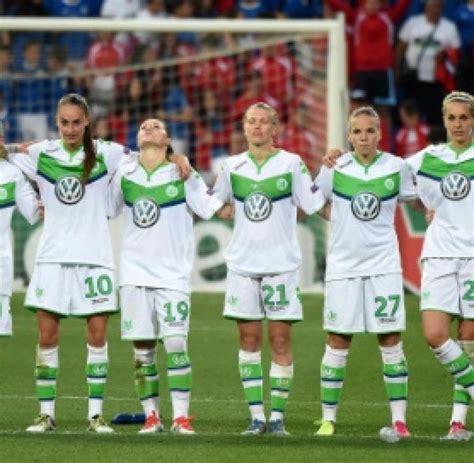 Sp Fu Ball Frauen Europacup Vf Wolfsburg Prag Meldung Nach Im