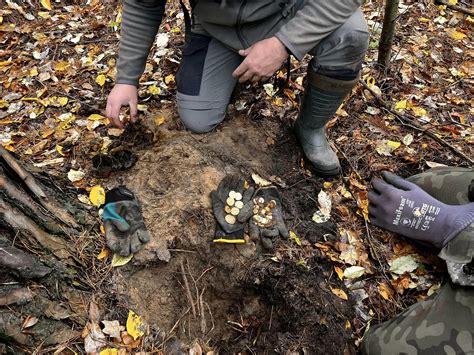 Archeolodzy S Zdumieni W Polsce Odkryto Z Oty Skarb Zawa Serca