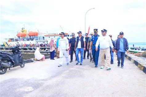 Kapal Sabuk Nusantara Resmi Beroperasi Di Banggai Laut