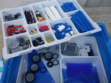 BOITE LEGO EDUCATION 9686 Complète - HOTH BRICKS