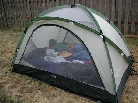 Backyard Camping Ideas That the Whole Family Will Enjoy