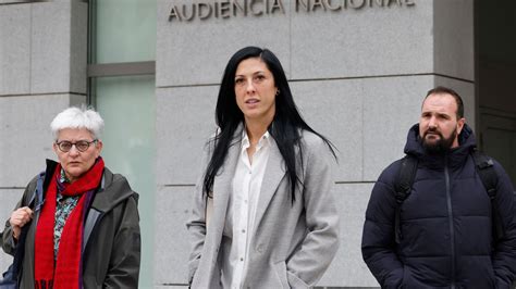 Spanish Soccer Star Testifies About Unwanted Kiss - The New York Times