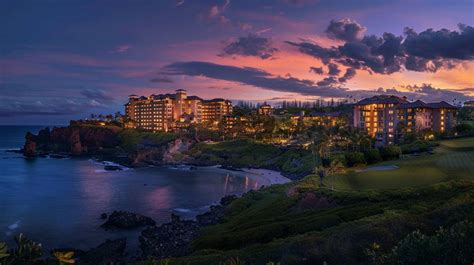 Best Honeymoon Resorts in Hawaii - The Wedding Scoop