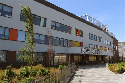 Bow School Opened 2014 On Twelvetrees Crescent Diamond Geezer Flickr