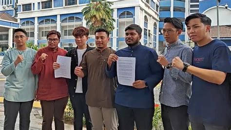 PKR Student Wing Lodges 14 Police Reports Against Muhyiddin Over