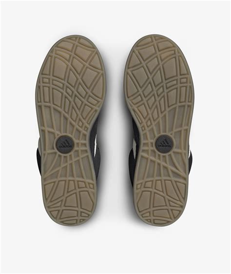 Norse Store | Shipping Worldwide - adidas Originals Adimatic - CBLACK/CRYWH