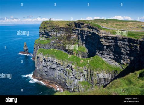 Cliffs of moher harry potter hi-res stock photography and images - Alamy