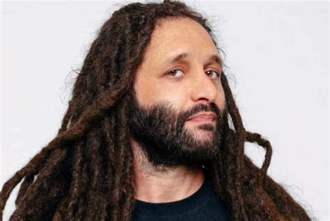 Alborosie chi è il cantante che canta con Piero Pelù al concertone del