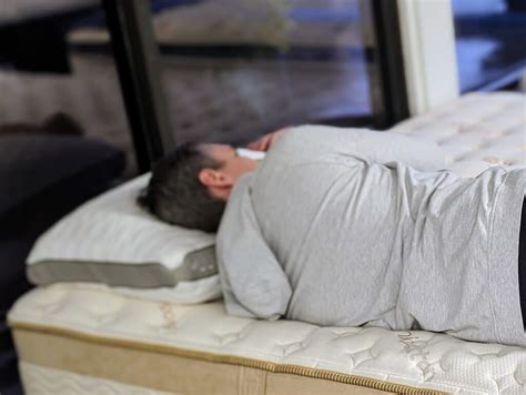 The #1 Powerful Sleep Apnea Pillows for Side Sleepers in 2024