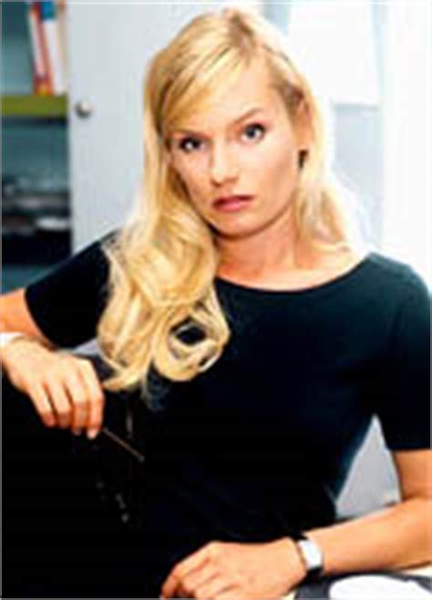 Naked Sophie Wepper In Mord In Bester Gesellschaft