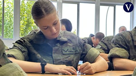 Primeras Im Genes De La Princesa Leonor En La Academia Militar De