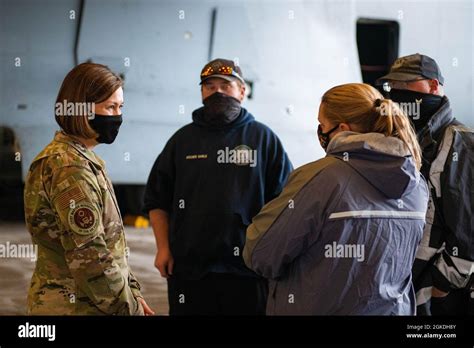 La Sargento Principal de la Fuerza Aérea Joanne S Bass habla con