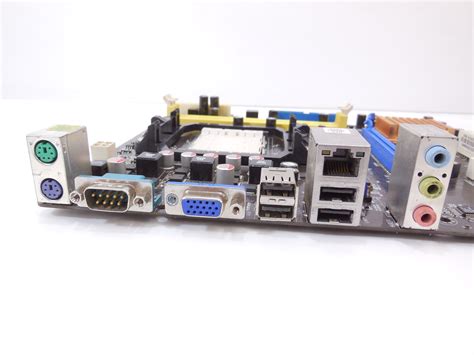 Мат. плата MB ASUS M2N68-AM SE2 /Socket AM2 /AM2+