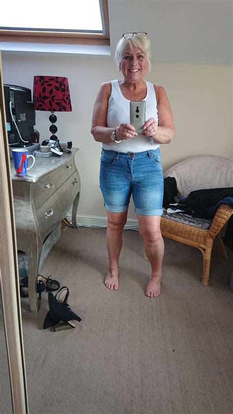 Mature Wife Nude Selfie 17 132 Women Stock Photos High Res Pictures And Images