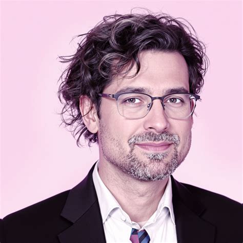 Unlocking Creativity with AI Design Assistants in 2025 - Graphic Eagle