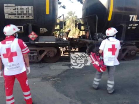 Motociclistas Se Salvan De Morir Arrollados Por Un Tren