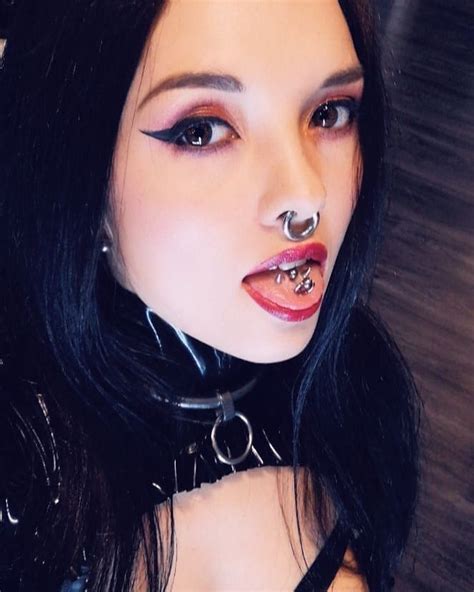 Crazy Piercings Unique Body Piercings Septum Piercings Septum Ring