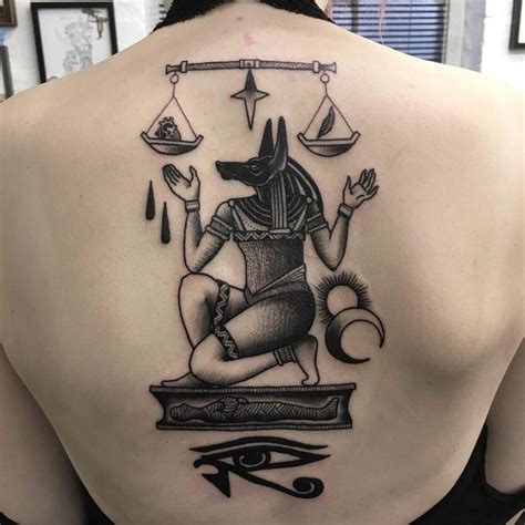 Ideas De Tatuajes Egipcios Que Vas A Querer Hacerte Ya Anubis Tattoo